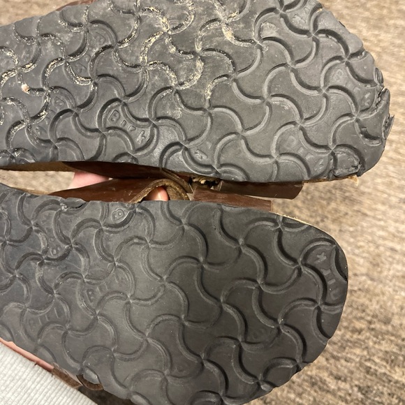 Birki's SANTOSA Cross Strap Slide Sandal  Womens 7 Men’s 5 Color: Brown - Picture 8 of 10